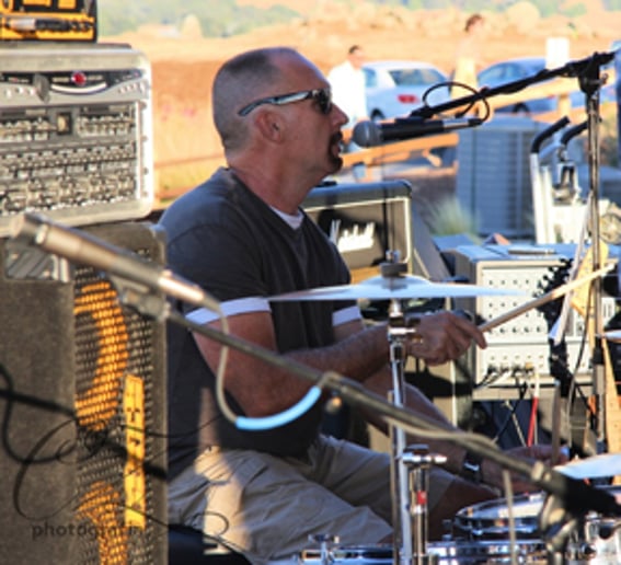 Gallery photo 1 of Merry Mac Band