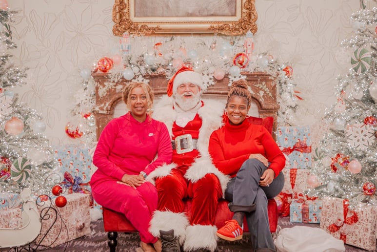 Gallery photo 1 of Cajun Santa