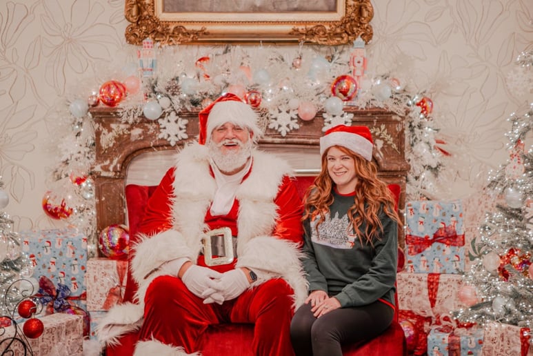 Gallery photo 3 of Cajun Santa