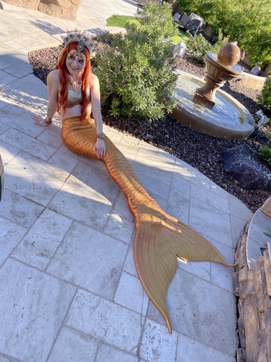 Gallery photo 5 of Mersquerade Mermaid Performance