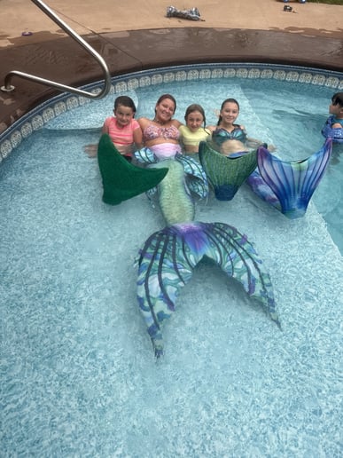 Gallery photo 4 of Merveda the Mermaid