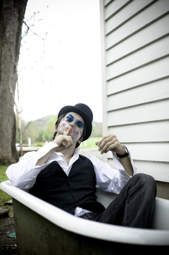 Gallery photo 2 of (me)shach Jackson
