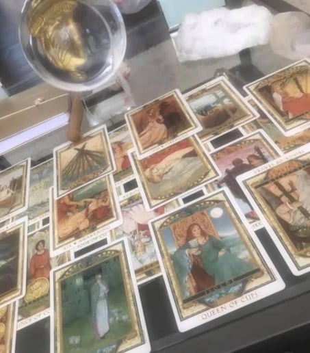 Gallery photo 1 of Metaphysical Readings by Tara