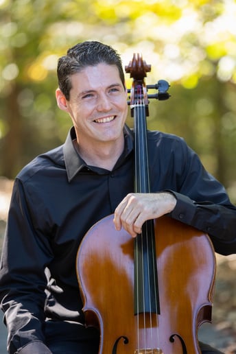 Gallery photo 5 of A Couple Cellos