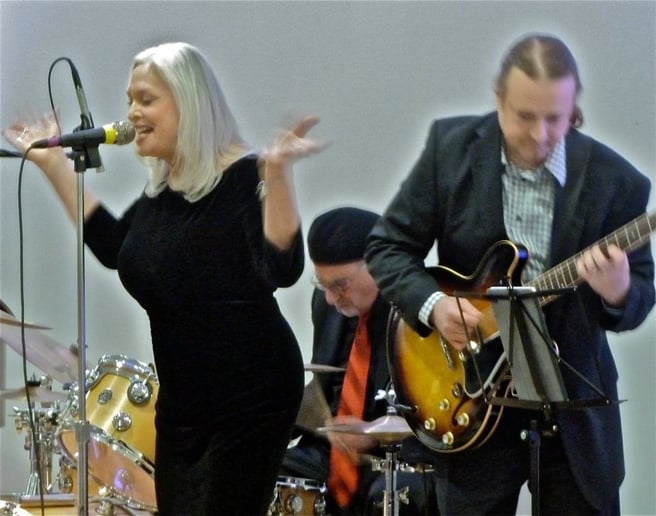 Gallery photo 4 of Smooth Jazz Singer Kathy Bonaccorsi & Metro Jazz