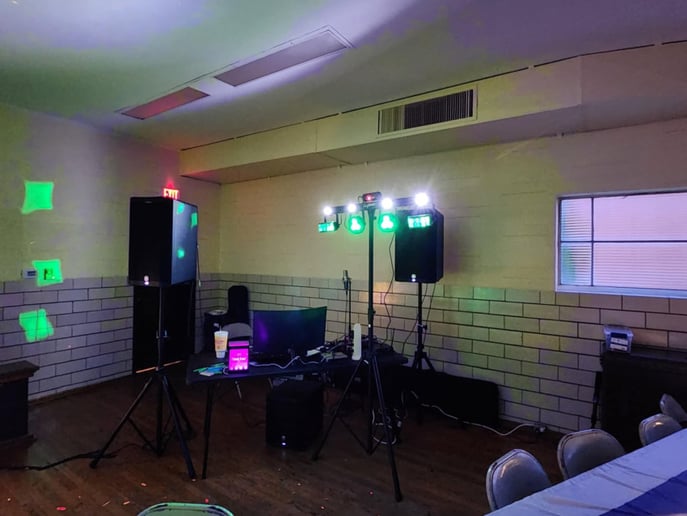 Gallery photo 1 of Metro Mobile DJ