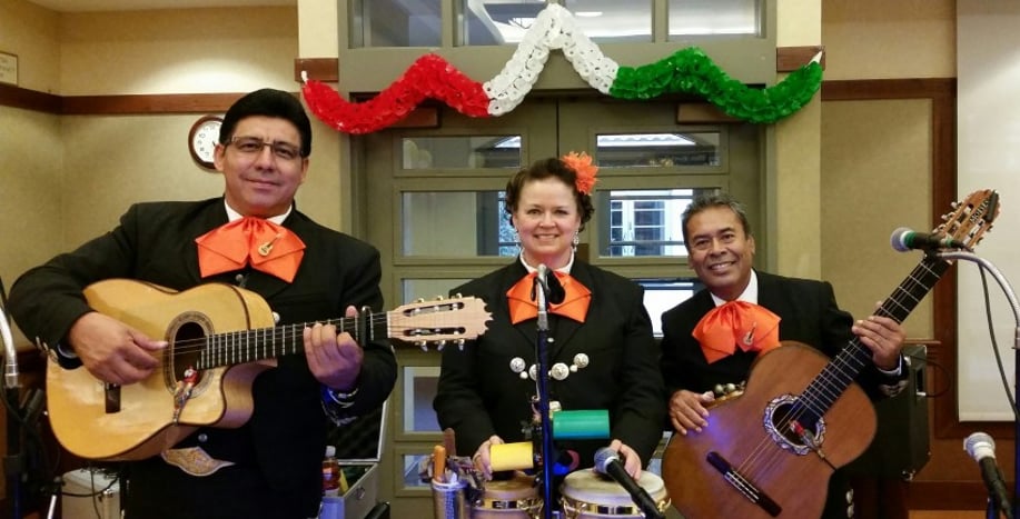 Gallery photo 19 of Mariachi Trio Los Azulado