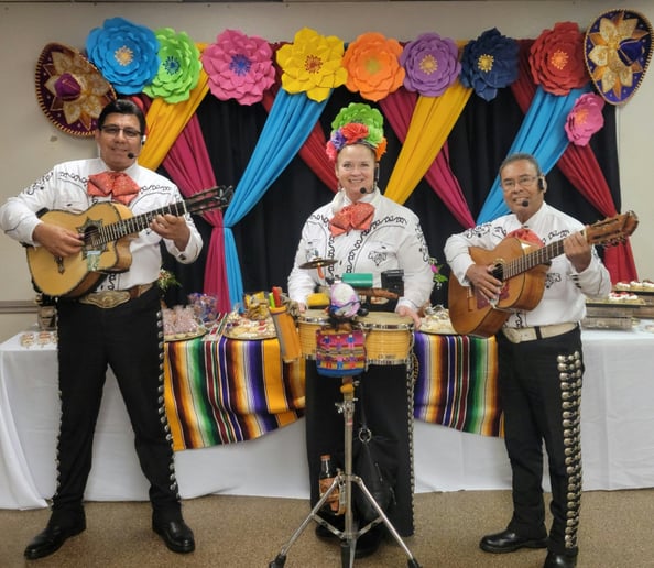 Gallery photo 1 of Mariachi Trio Los Azulado