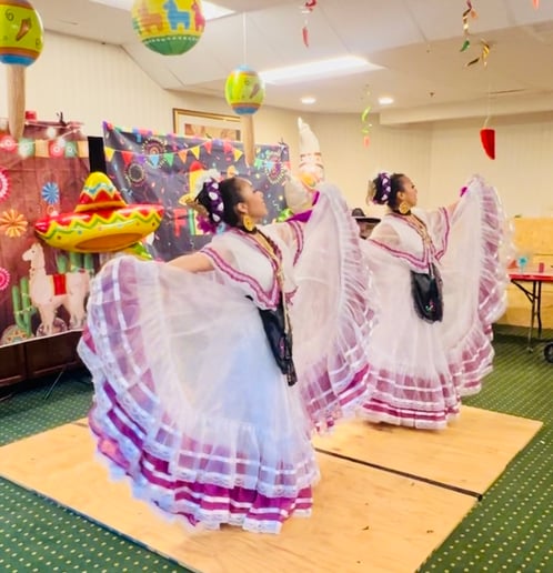 Gallery photo 6 of Mexican Folk Dance Entertainment