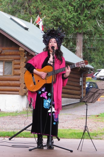 Gallery photo 2 of Mexican Folklore Singer-Songwriter