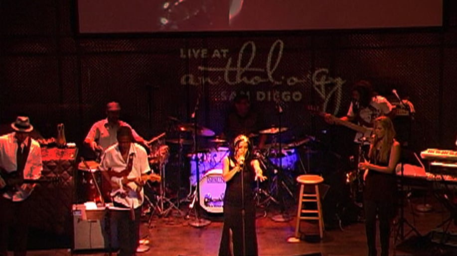 Gallery photo 2 of Mia Karter & The Hits