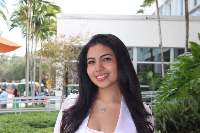 Gallery photo 1 of Mia Madrigal