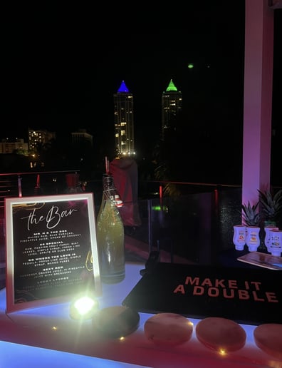 Gallery photo 1 of Miami305MobileBar Co.
