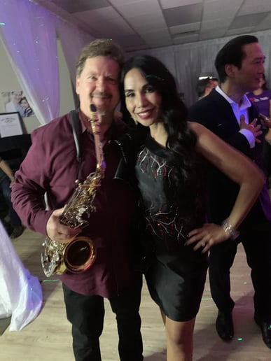 Gallery photo 7 of Michael Alan (Saxophone Entertainer)