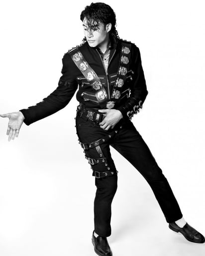 Gallery photo 1 of Michael Jackson: The Live Experience
