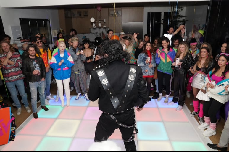 Gallery photo 7 of Michael Jackson: The Live Experience