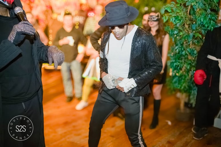 Gallery photo 6 of Michael Jackson