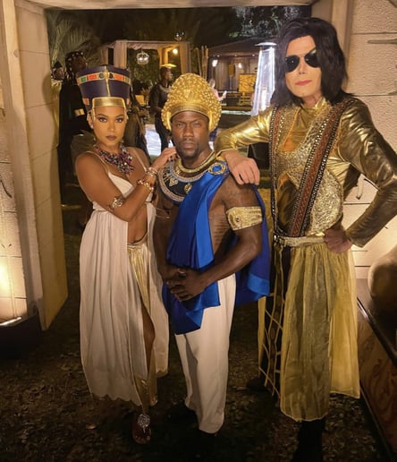 Gallery photo 3 of Michael Kiss as Michael Jackson