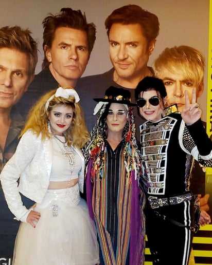 Gallery photo 49 of Michael Kiss as Michael Jackson