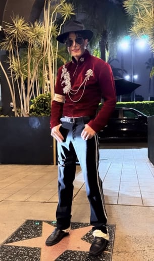 Gallery photo 72 of Michael Kiss as Michael Jackson