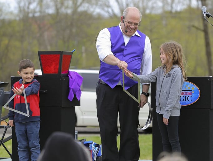 Gallery photo 8 of Michael Messing Magic