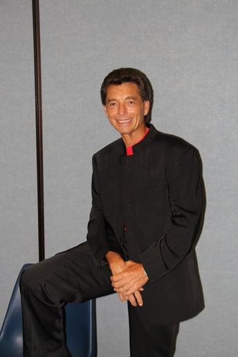 Gallery photo 4 of Michael Russo ~ Singer Entertainer