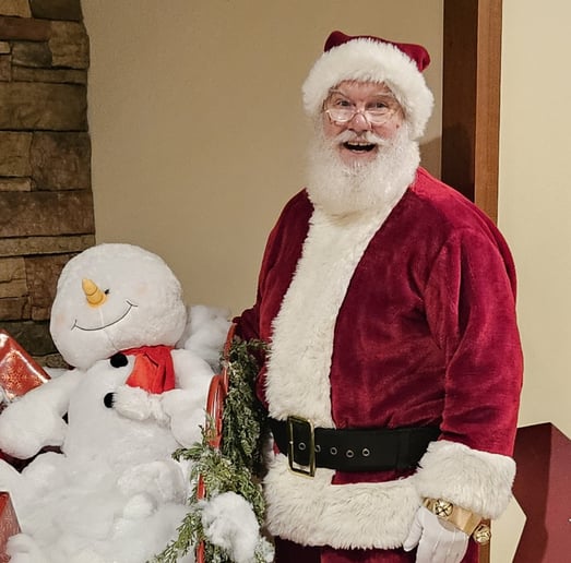 Gallery photo 7 of Michael the Santa