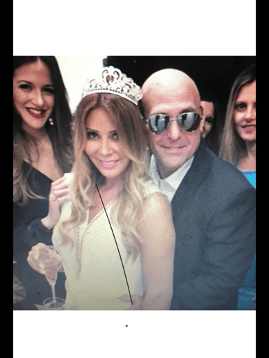 Gallery photo 7 of Michael Eric Fayer Personalized surprise performances and live music
