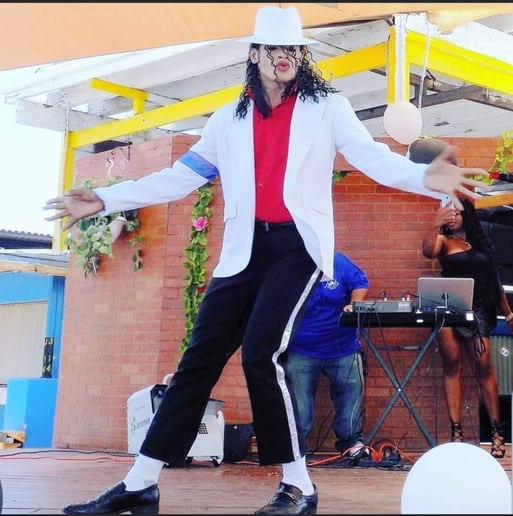 Gallery photo 3 of MJ Tribute Live
