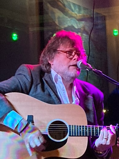 Gallery photo 3 of Micheall Reed Acoustic