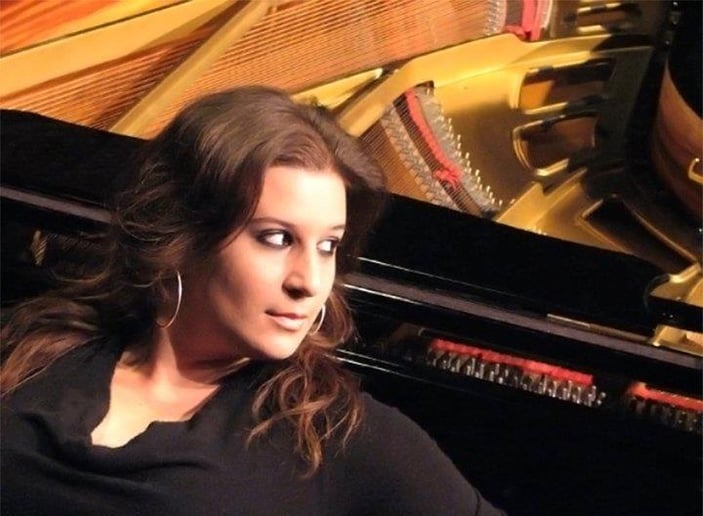 Gallery photo 1 of Michelle Repajic