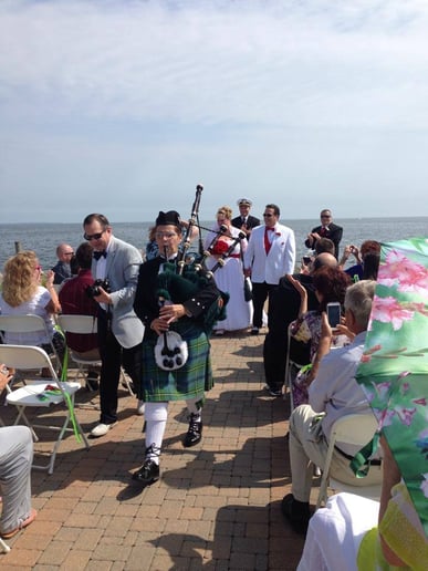 Gallery photo 2 of The Michigan Bagpiper