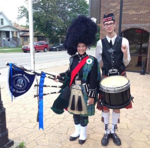 Gallery photo 10 of The Michigan Bagpiper