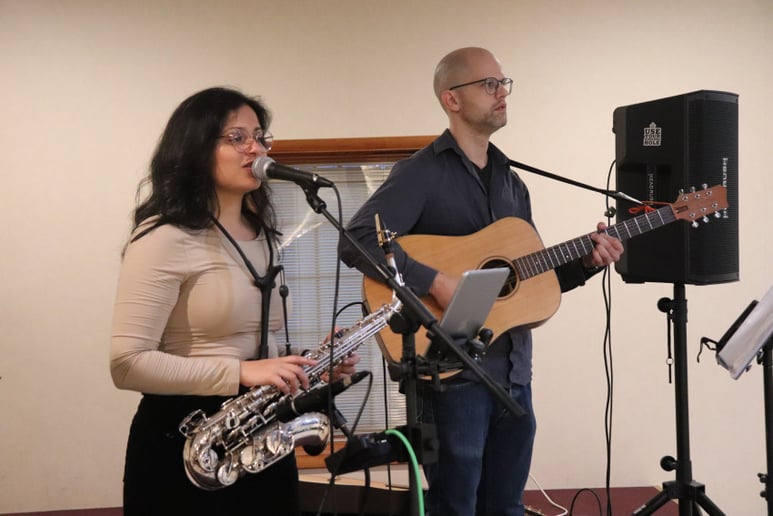 Gallery photo 2 of Micro Spice Music - Acoustic Duo