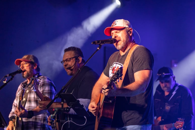 Gallery photo 4 of Midnight Rodeo