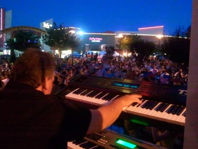 Gallery photo 4 of Midnight Run- The Sounds of Journey