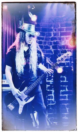 Gallery photo 10 of Midnight Train: Unleashed