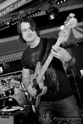 Gallery photo 1 of Mike Claiborne