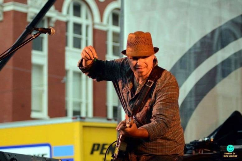 Gallery photo 7 of Mike Doussan Band