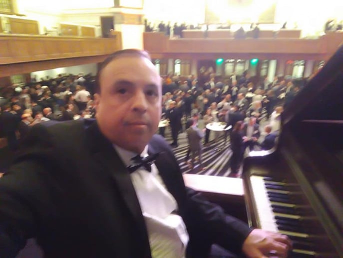 Gallery photo 1 of Mike Mansour Pianist