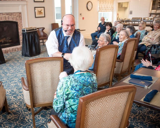 Gallery photo 1 of Mike Raymer Magician