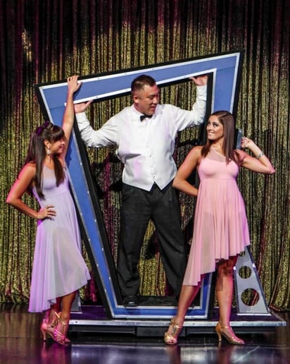 Gallery photo 7 of Comedian Magician Mike Toy