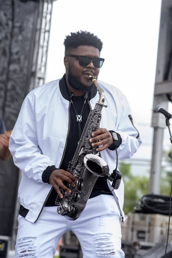 Gallery photo 5 of Mike Williams on Sax