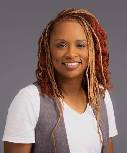 Gallery photo 3 of mikO Tolliver