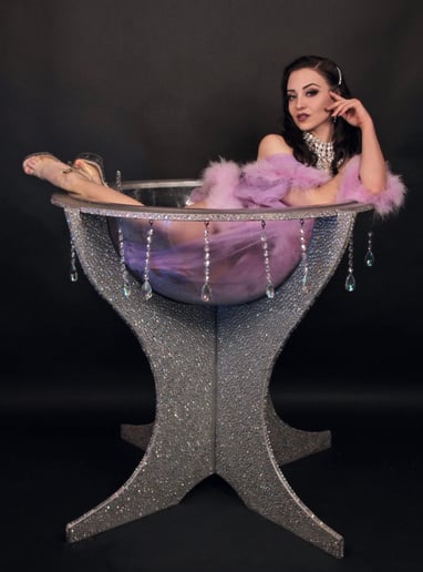 Gallery photo 4 of Mila la Machina