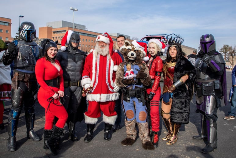 Gallery photo 16 of Mile High Santa Claus
