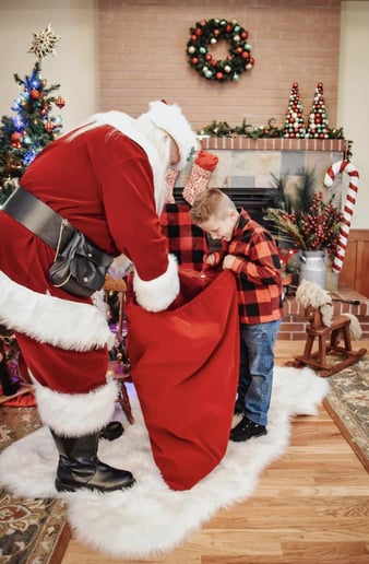 Gallery photo 18 of Mile High Santa Claus