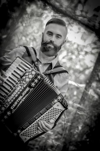 Gallery photo 1 of Miles Hoyle Accordionist