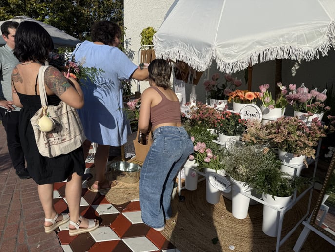 Gallery photo 7 of Millie Bloom Bouquets - Mobile Flower Bar