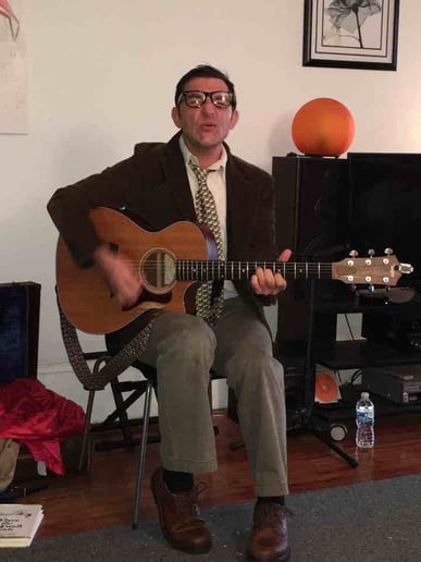 Gallery photo 6 of MiloSolo